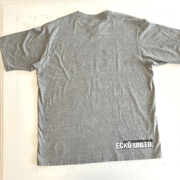 Vintage Ecko Unltd. T-shirt - Picture 5 of 6